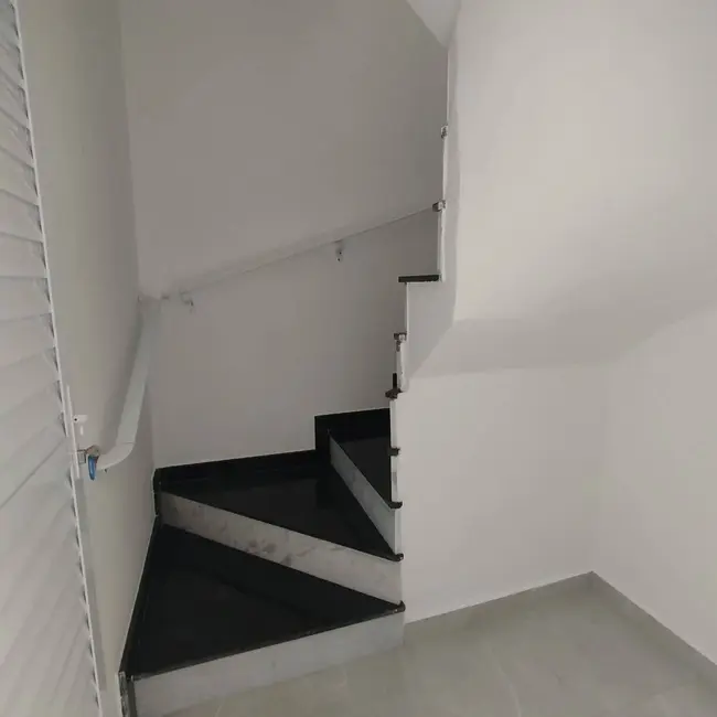 Foto 3 de Casa de Condomínio com 2 quartos à venda, 91m2 em Quietude, Praia Grande - SP