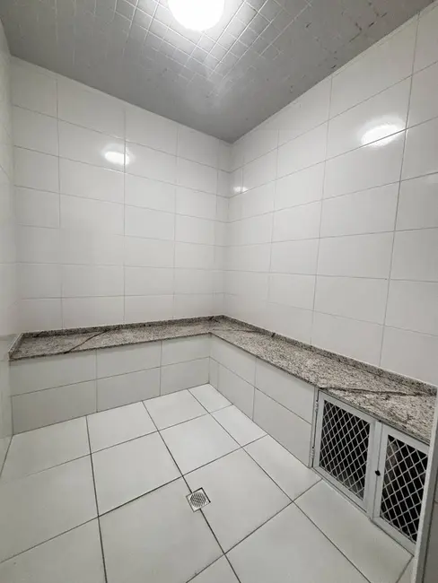 Apartamento com 2 quartos à venda, 114m2 em Guilhermina, Praia Grande - SP - imagem 3 Foto 3 de Apartamento com 2 quartos à venda, 114m2 em Guilhermina, Praia Grande - SP