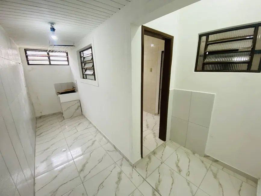 Casa com 1 quarto à venda, 45m2 em Ocian, Praia Grande - SP - imagem 9 Foto 9 de Casa com 1 quarto à venda, 45m2 em Ocian, Praia Grande - SP