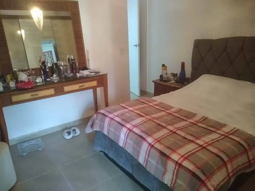 Foto 9 de Casa com 2 quartos à venda, 195m2 em Mirim, Praia Grande - SP