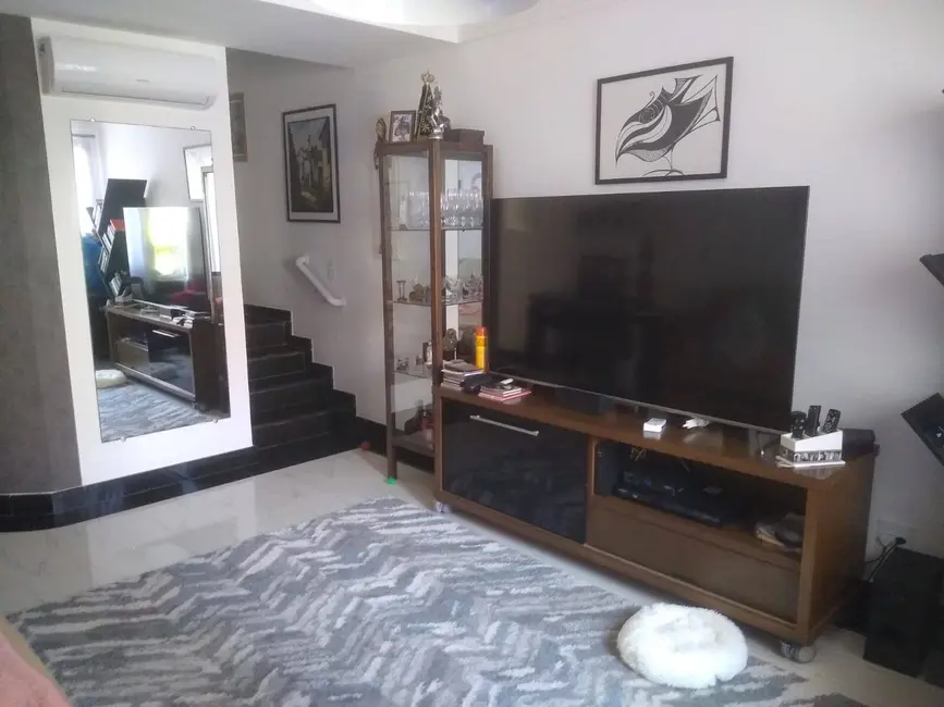 Foto 1 de Casa com 2 quartos à venda, 195m2 em Mirim, Praia Grande - SP