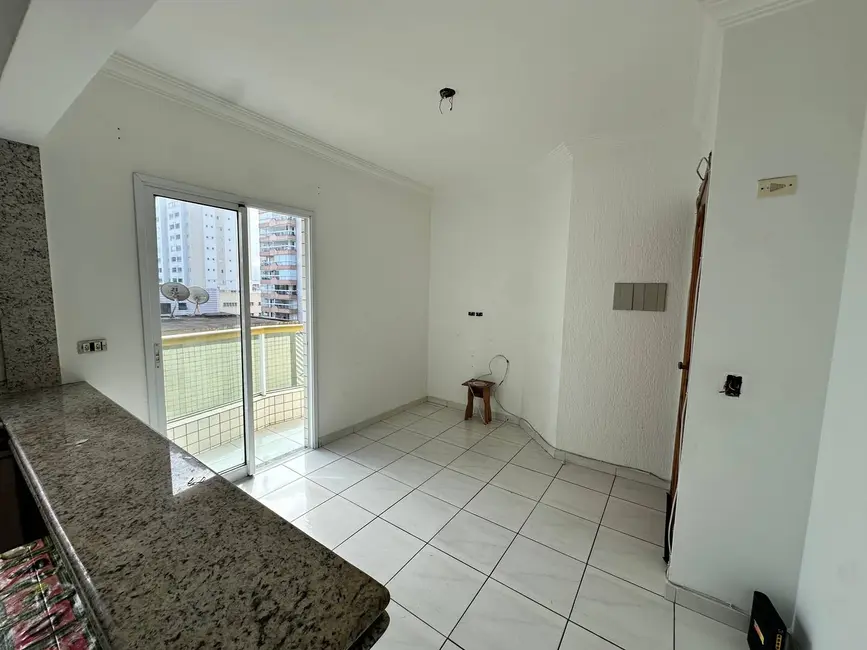 Foto 4 de Apartamento com 1 quarto à venda, 40m2 em Tupi, Praia Grande - SP