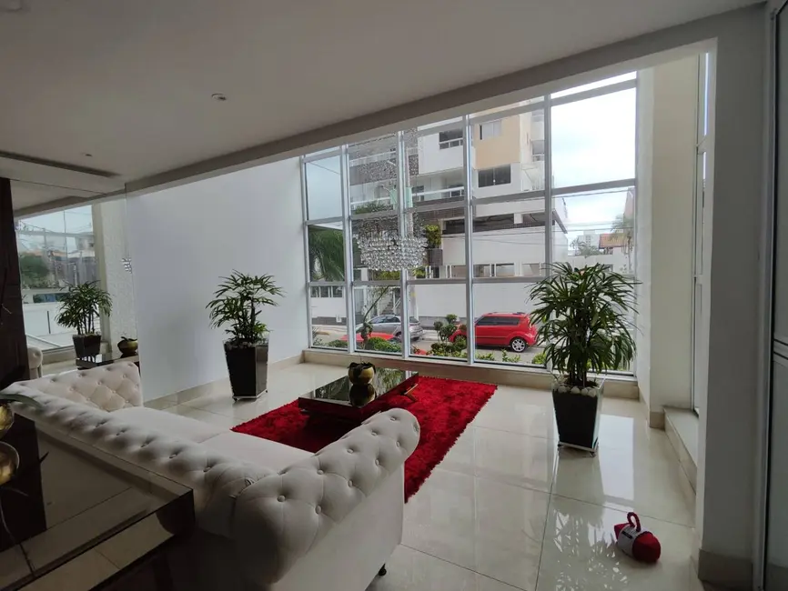Apartamento com 2 quartos à venda em Guilhermina, Praia Grande - SP - imagem 2 Foto 2 de Apartamento com 2 quartos à venda em Guilhermina, Praia Grande - SP