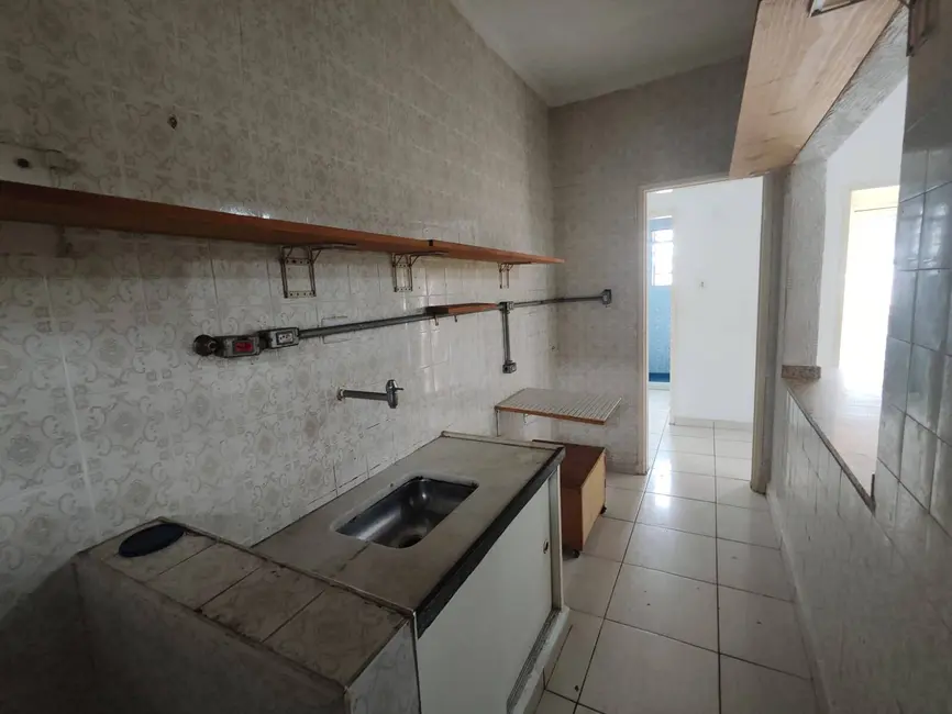 Kitnet com 1 quarto à venda, 34m2 em Canto do Forte, Praia Grande - SP - imagem 8 Foto 8 de Kitnet com 1 quarto à venda, 34m2 em Canto do Forte, Praia Grande - SP