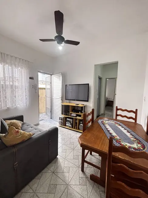 Foto 1 de Kitnet com 1 quarto à venda, 38m2 em Guilhermina, Praia Grande - SP