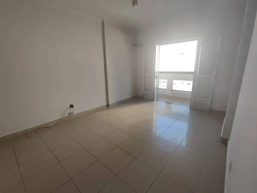 Apartamento com 2 quartos à venda, 70m2 em Aviação, Praia Grande - SP - imagem 3 Foto 3 de Apartamento com 2 quartos à venda, 70m2 em Aviação, Praia Grande - SP