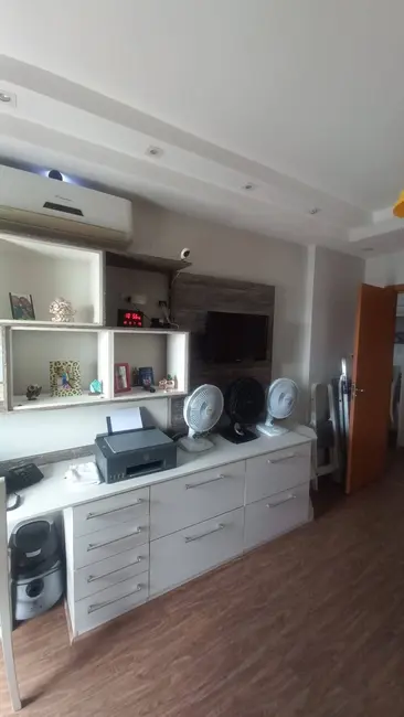 Apartamento com 2 quartos à venda, 109m2 em Tupi, Praia Grande - SP - imagem 9 Foto 9 de Apartamento com 2 quartos à venda, 109m2 em Tupi, Praia Grande - SP
