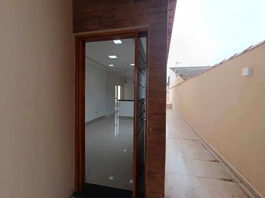 Foto 8 de Casa com 3 quartos à venda, 275m2 em Itanhaem - SP
