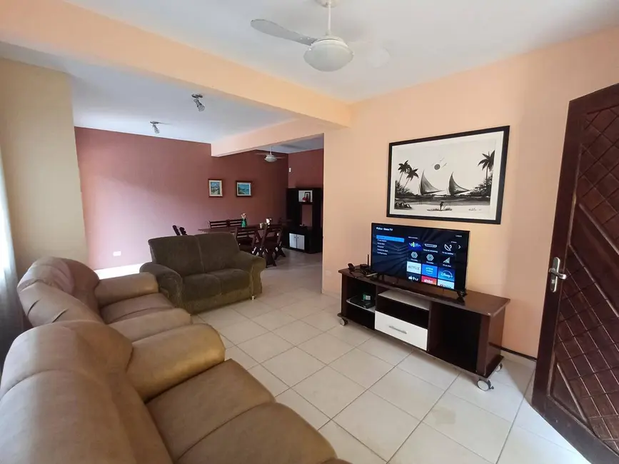 Foto 6 de Sobrado com 5 quartos à venda em Itanhaem - SP