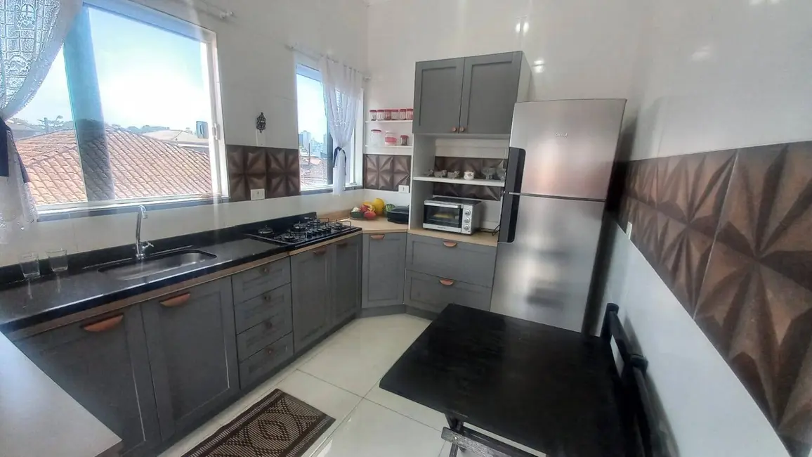 Foto 6 de Casa com 2 quartos à venda em Maracanã, Praia Grande - SP