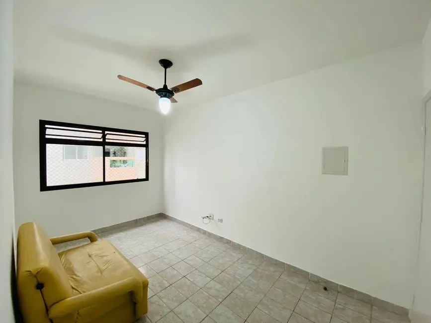 Foto 3 de Apartamento com 1 quarto à venda em Aviação, Praia Grande - SP