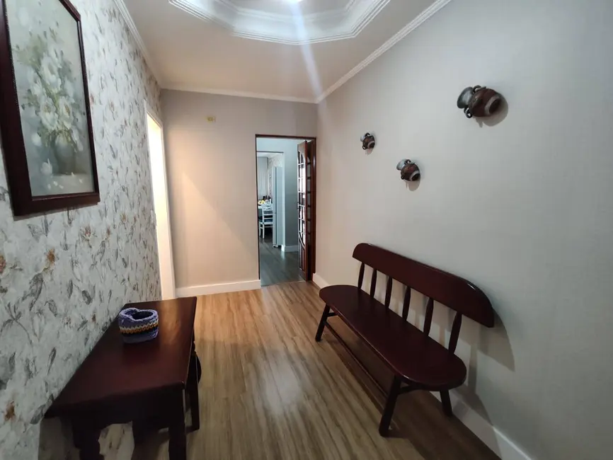 Foto 4 de Apartamento com 3 quartos à venda em Guilhermina, Praia Grande - SP