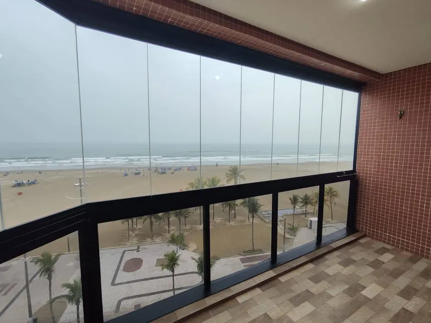 Foto 2 de Apartamento com 3 quartos à venda em Guilhermina, Praia Grande - SP