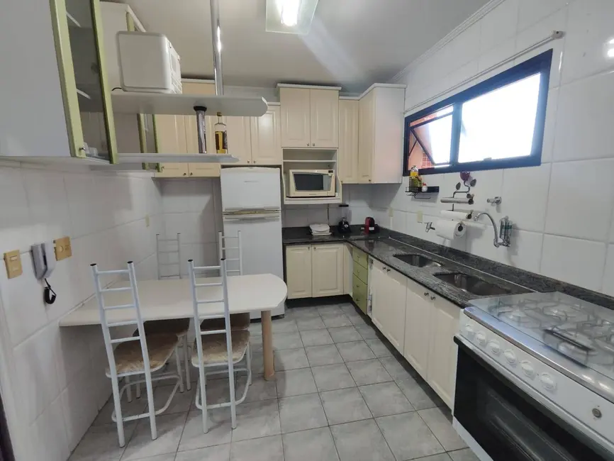 Foto 8 de Apartamento com 3 quartos à venda, 135m2 em Guilhermina, Praia Grande - SP