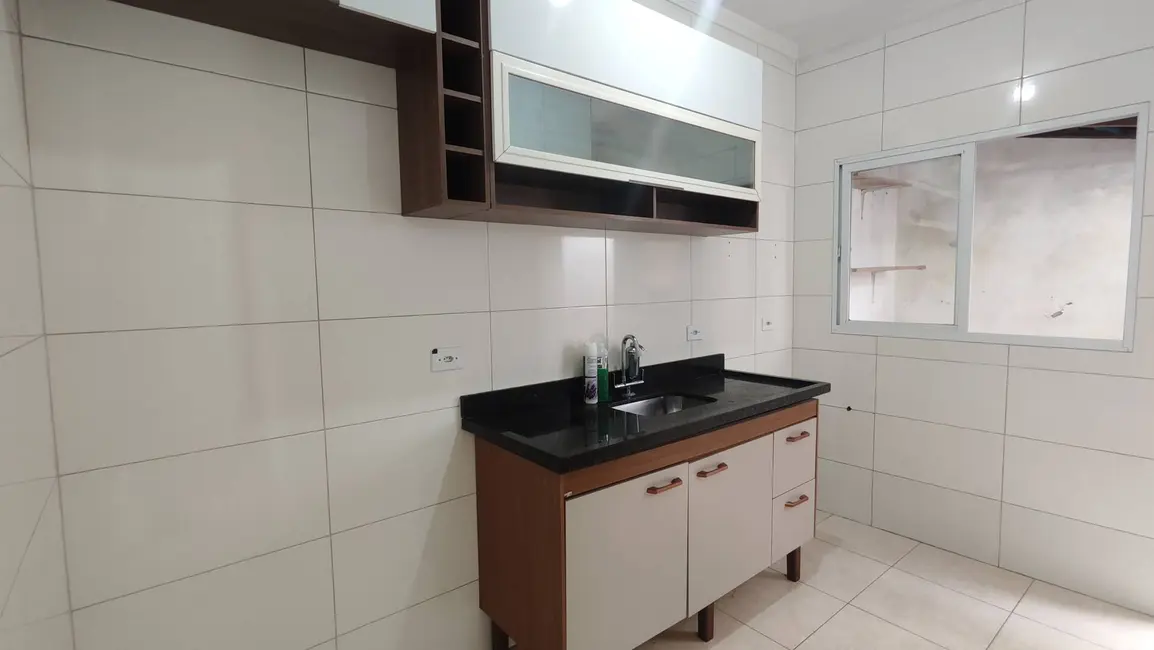 Foto 6 de Casa com 2 quartos à venda e para alugar, 40m2 em Praia Grande - SP