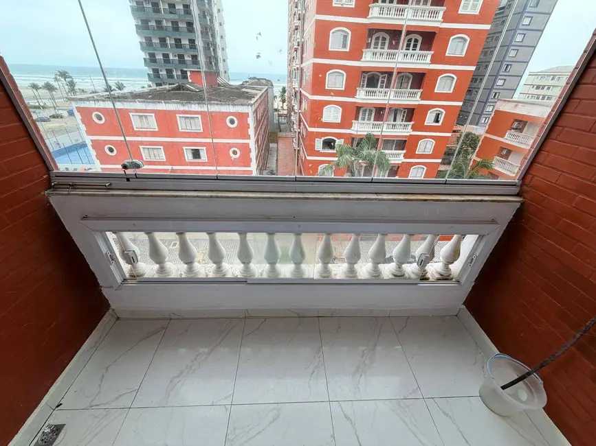 Foto 2 de Apartamento com 2 quartos à venda em Tupi, Praia Grande - SP