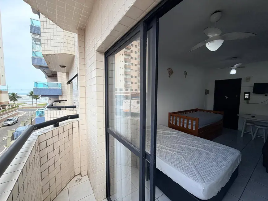 Foto 6 de Apartamento com 1 quarto à venda em Caiçara, Praia Grande - SP