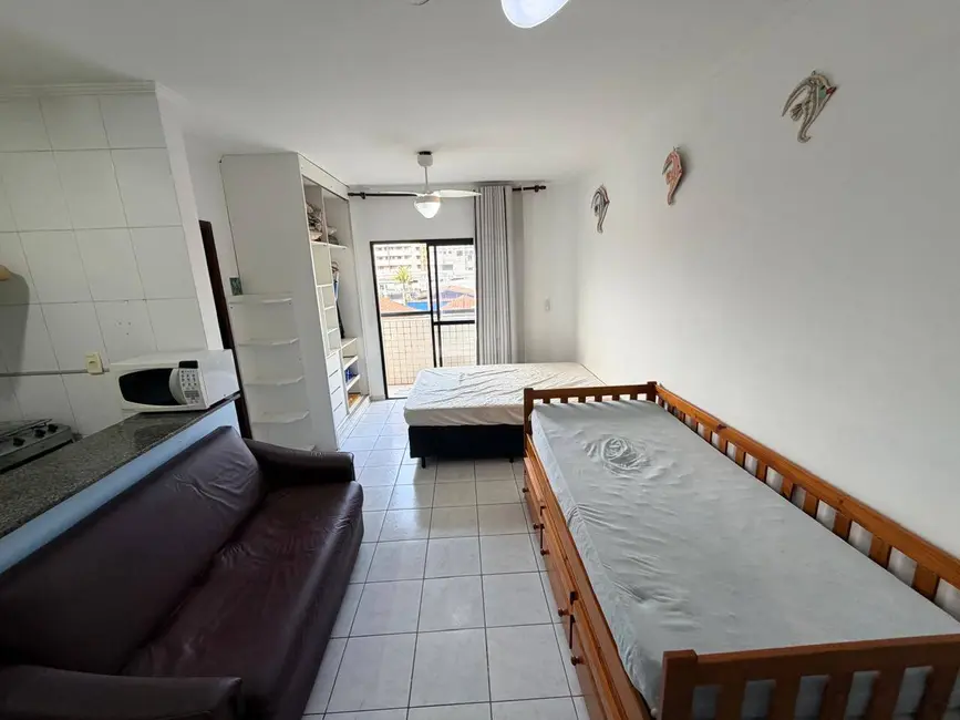 Foto 4 de Apartamento com 1 quarto à venda em Caiçara, Praia Grande - SP