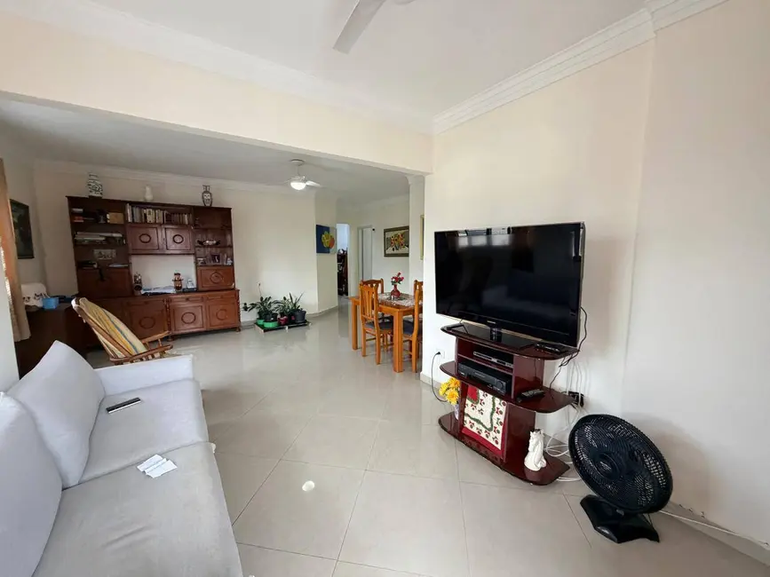 Foto 3 de Apartamento com 2 quartos à venda em Guilhermina, Praia Grande - SP