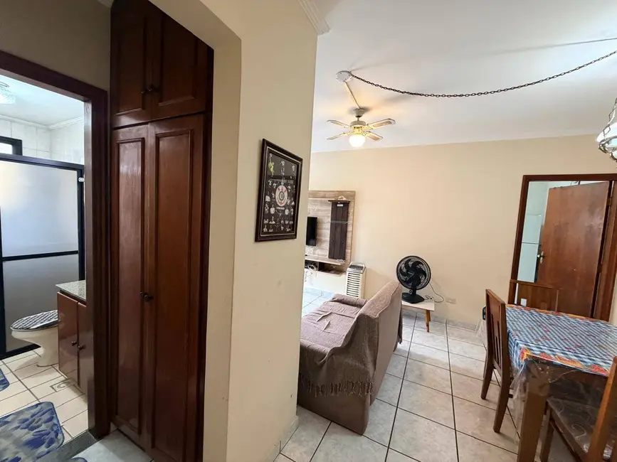 Foto 4 de Apartamento com 1 quarto à venda em Guilhermina, Praia Grande - SP