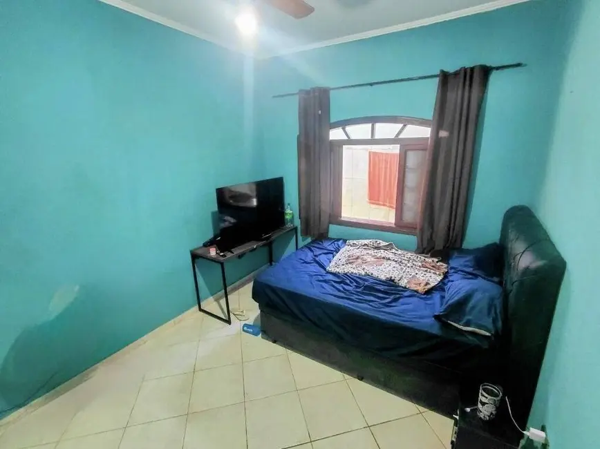 Casa com 1 quarto à venda em Real, Praia Grande - SP - imagem 8 Foto 8 de Casa com 1 quarto à venda em Real, Praia Grande - SP