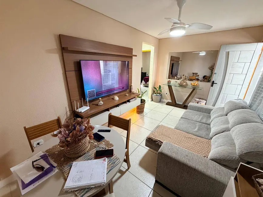 Foto 3 de Apartamento com 1 quarto à venda em Guilhermina, Praia Grande - SP