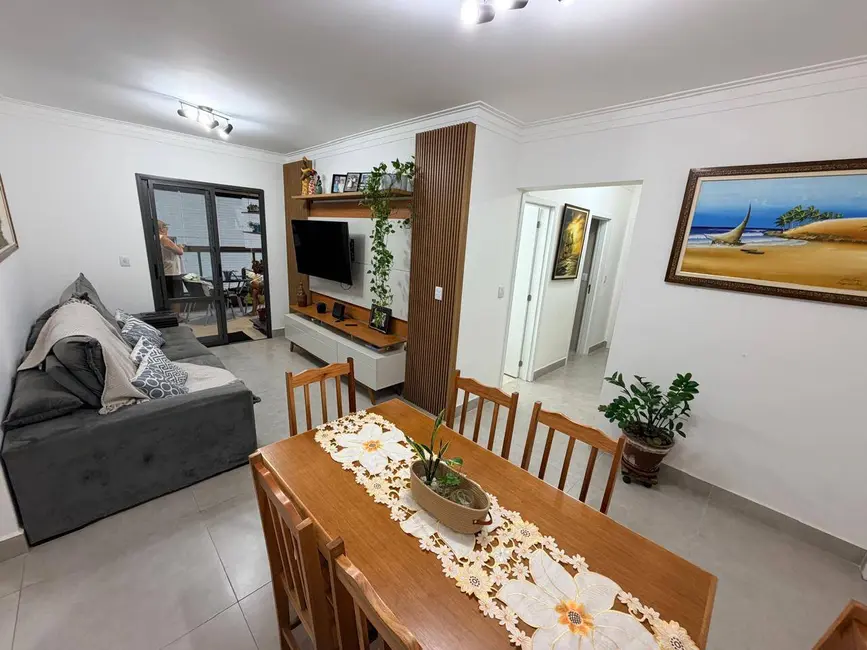 Foto 2 de Apartamento com 2 quartos à venda em Guilhermina, Praia Grande - SP