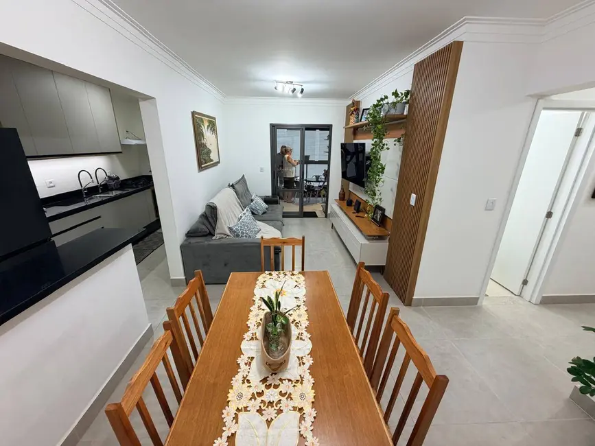 Foto 5 de Apartamento com 2 quartos à venda em Guilhermina, Praia Grande - SP