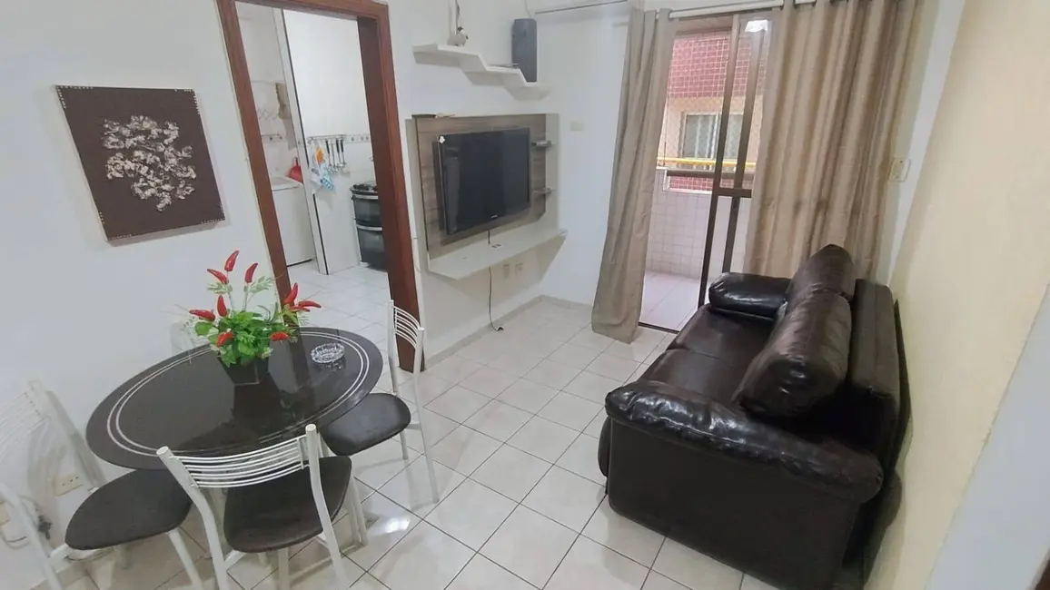 Foto 2 de Apartamento com 1 quarto à venda em Guilhermina, Praia Grande - SP
