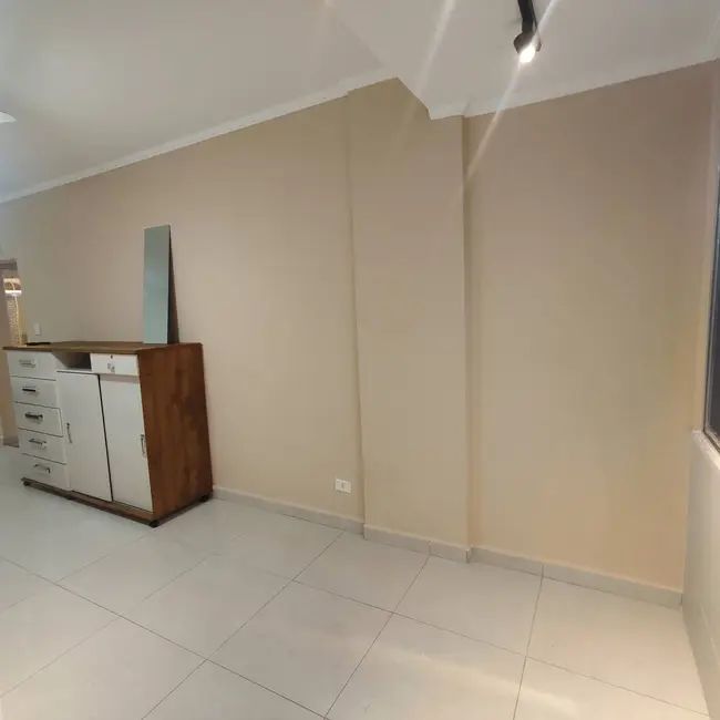 Foto 4 de Kitnet com 1 quarto à venda, 35m2 em Guilhermina, Praia Grande - SP