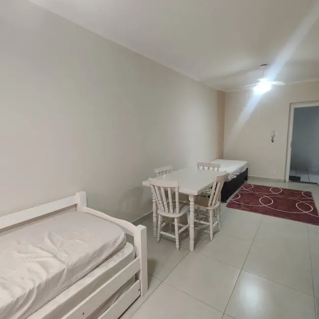 Foto 6 de Kitnet com 1 quarto à venda, 35m2 em Guilhermina, Praia Grande - SP
