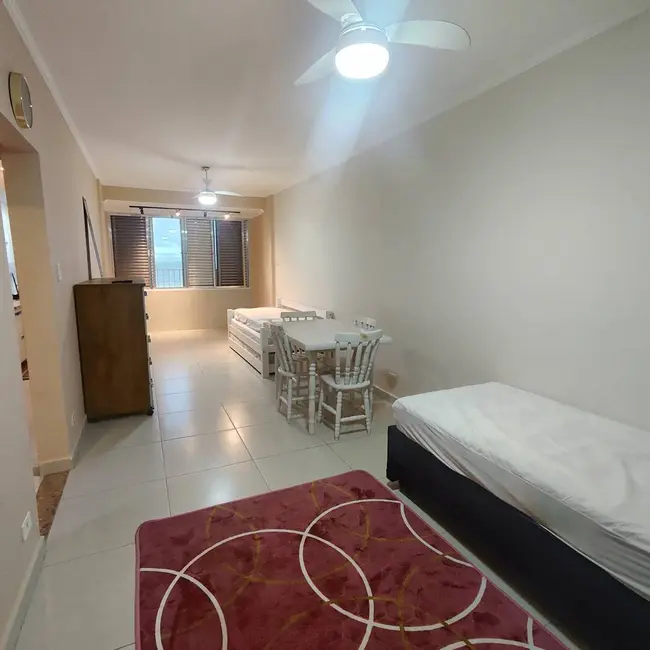 Foto 3 de Kitnet com 1 quarto à venda, 35m2 em Guilhermina, Praia Grande - SP