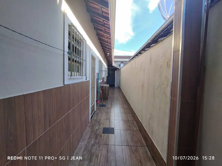 Foto 3 de Casa com 2 quartos à venda, 126002m2 em Ocian, Praia Grande - SP