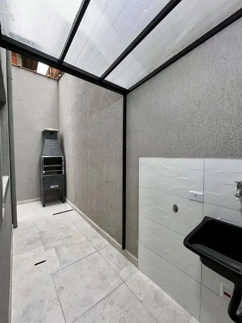 Foto 2 de Casa com 2 quartos à venda, 66m2 em Vila Sônia, Praia Grande - SP