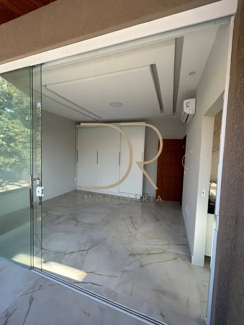 Casa com 4 quartos à venda e para alugar em Porto Seguro - BA - imagem 3 Foto 3 de Casa com 4 quartos à venda e para alugar em Porto Seguro - BA