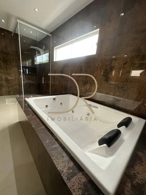 Casa de Condomínio com 5 quartos à venda e para alugar, 800m2 em Porto Seguro - BA - imagem 3 Foto 3 de Casa de Condomínio com 5 quartos à venda e para alugar, 800m2 em Porto Seguro - BA