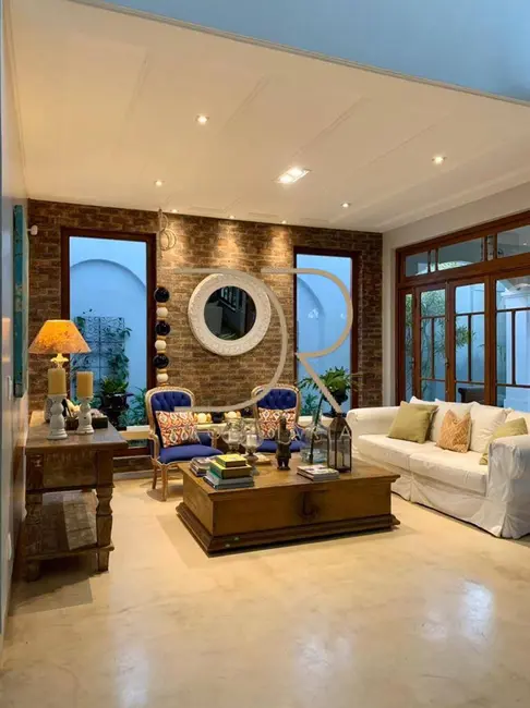 Casa com 4 quartos à venda e para alugar, 1000m2 em Centro, Porto Seguro - BA - imagem 6 Foto 6 de Casa com 4 quartos à venda e para alugar, 1000m2 em Centro, Porto Seguro - BA