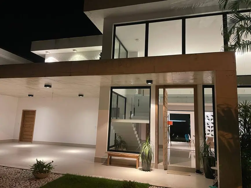 Foto 2 de Casa de Condomínio com 4 quartos à venda e para alugar em Porto Seguro - BA