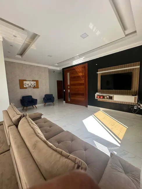 Foto 1 de Casa de Condomínio com 4 quartos à venda e para alugar em Porto Seguro - BA