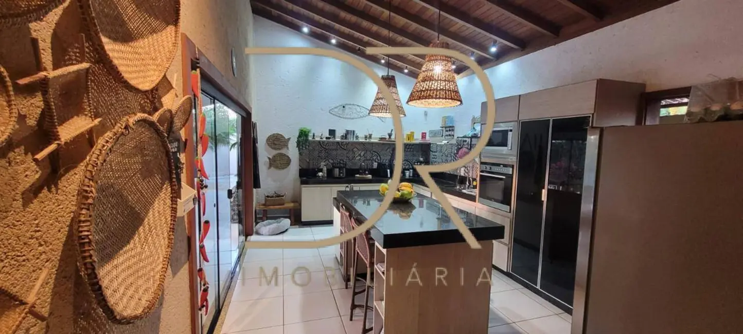 Foto 8 de Casa de Condomínio com 3 quartos à venda em Porto Seguro - BA