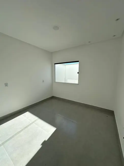 Foto 2 de Sobrado com 3 quartos à venda e para alugar, 140m2 em Porto Seguro - BA