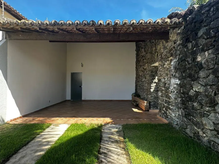 Casa com 4 quartos para alugar, 250m2 em Porto Seguro - BA - imagem 6 Foto 6 de Casa com 4 quartos para alugar, 250m2 em Porto Seguro - BA