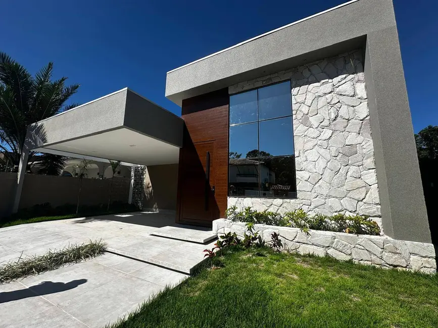 Foto 1 de Casa com 3 quartos à venda, 200m2 em Porto Seguro - BA