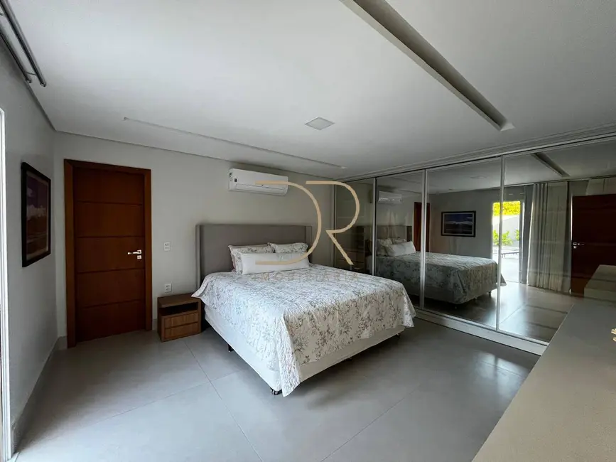 Foto 4 de Casa de Condomínio com 3 quartos à venda em Porto Seguro - BA