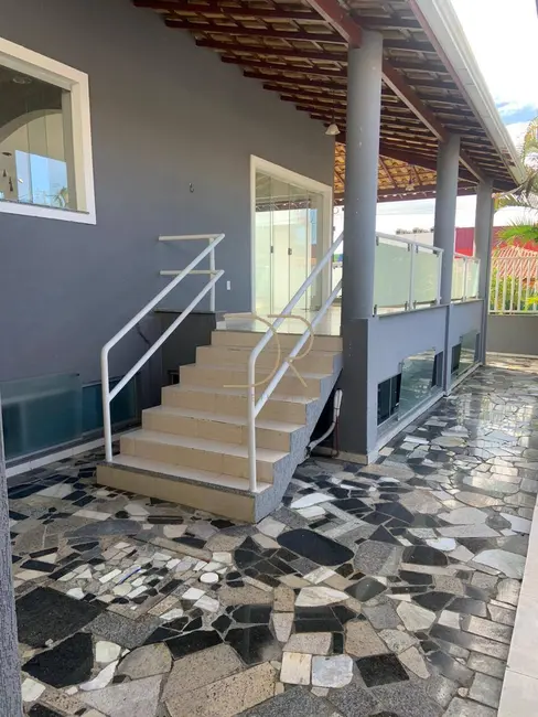 Foto 2 de Casa com 3 quartos à venda e para alugar em Porto Seguro - BA