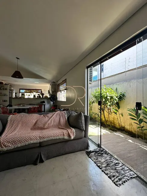 Foto 6 de Casa com 3 quartos à venda e para alugar, 500m2 em Porto Seguro - BA