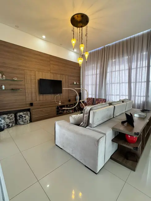 Foto 3 de Casa de Condomínio com 4 quartos para alugar em Porto Seguro - BA