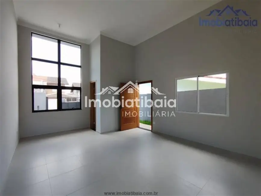 Casa com 3 quartos à venda, 230m2 em Atibaia - SP - imagem 4 Foto 4 de Casa com 3 quartos à venda, 230m2 em Atibaia - SP