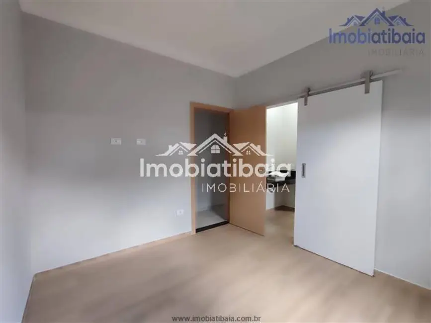 Casa com 3 quartos à venda, 230m2 em Atibaia - SP - imagem 9 Foto 9 de Casa com 3 quartos à venda, 230m2 em Atibaia - SP