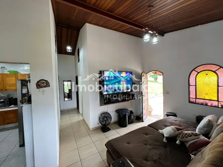 Chácara com 3 quartos à venda, 780m2 em Piracaia - SP - imagem 9 Foto 9 de Chácara com 3 quartos à venda, 780m2 em Piracaia - SP